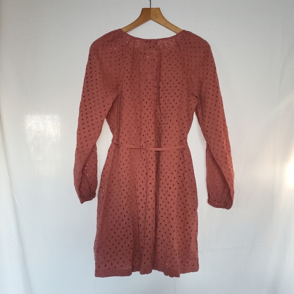 NWT Gap Eyelet Dress - Picture 2 of 10